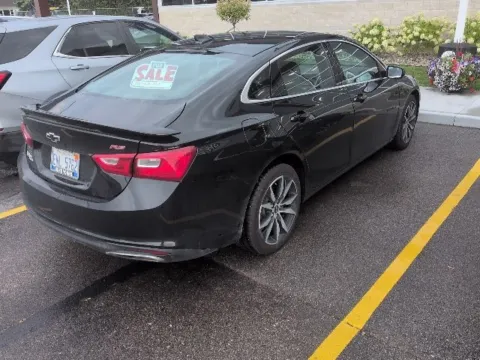 More photos of 2021 Chevrolet Malibu RS at Hank Graff Chevrolet Davison, MI