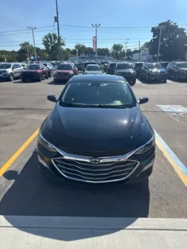 Photos of 2022 Chevrolet Malibu LT for sale in Davison, MI at Hank Graff Chevrolet Davison