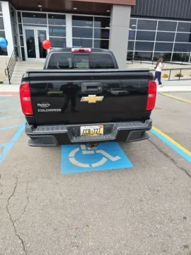 More photos of 2016 Chevrolet Colorado Z71 at Hank Graff Chevrolet Davison, MI
