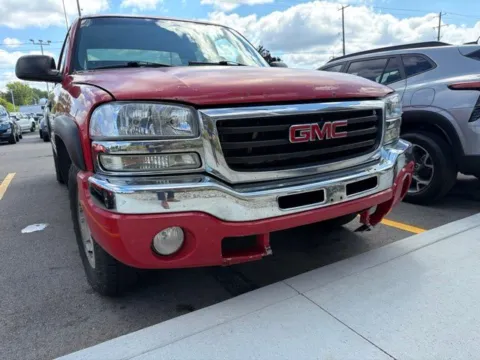 Photos of 2005 GMC Sierra 1500 SLE for sale in Davison, MI at Hank Graff Chevrolet Davison