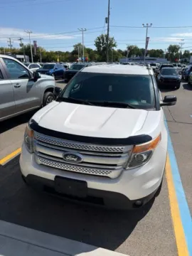 Photos of 2012 Ford Explorer XLT for sale in Davison, MI at Hank Graff Chevrolet Davison