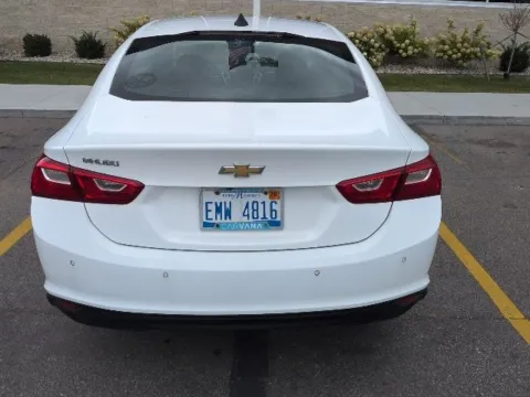 More photos of 2020 Chevrolet Malibu LS at Hank Graff Chevrolet Davison, MI