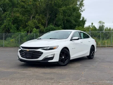 White 2020 Chevrolet Malibu LS for sale in Davison, MI