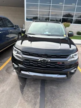 Photos of 2022 Chevrolet Colorado Z71 for sale in Davison, MI at Hank Graff Chevrolet Davison