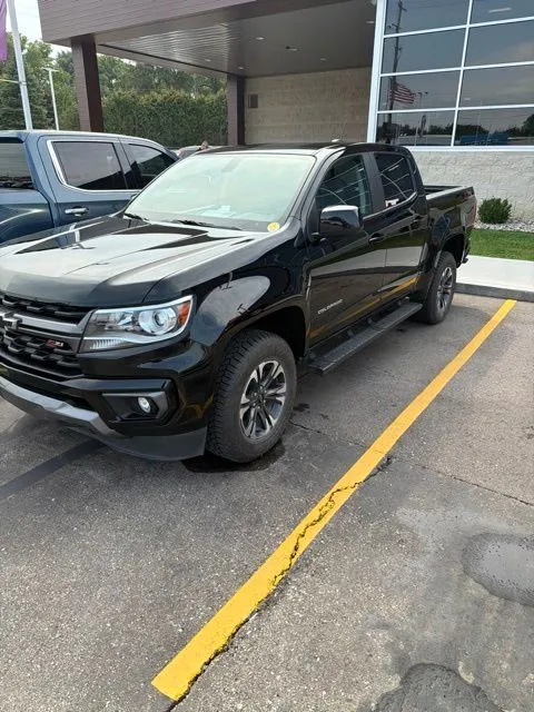 Black 2022 Chevrolet Colorado Z71 for sale in Davison, MI