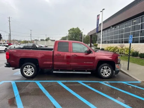 More photos of 2016 Chevrolet Silverado 1500 LT at Hank Graff Chevrolet Davison, MI