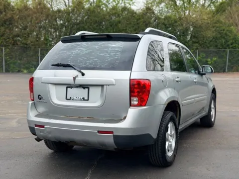 More photos of 2006 Pontiac Torrent at Hank Graff Chevrolet Davison, MI