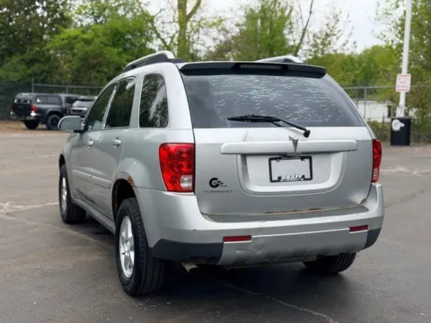 More photos of 2006 Pontiac Torrent at Hank Graff Chevrolet Davison, MI