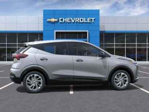 More photos of 2027 Chevrolet Bolt EV LT at Hank Graff Chevrolet Davison, MI