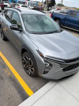 Gray 2024 Chevrolet Trax 2RS for sale in Davison, MI