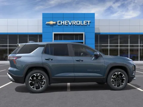 More photos of 2027 Chevrolet Equinox LT at Hank Graff Chevrolet Davison, MI