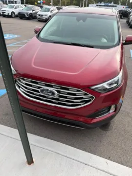 Photos of 2019 Ford Edge SEL for sale in Davison, MI at Hank Graff Chevrolet Davison