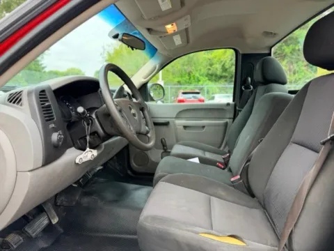 More photos of 2010 Chevrolet Silverado 1500 Work Truck at Hank Graff Chevrolet Davison, MI