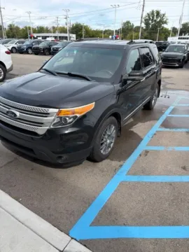 Black 2013 Ford Explorer XLT for sale in Davison, MI