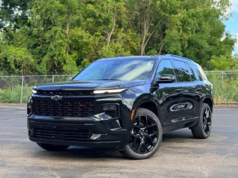 Black 2024 Chevrolet Traverse RS for sale in Davison, MI
