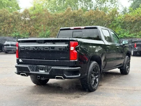 More photos of 2022 Chevrolet Silverado 1500 RST at Hank Graff Chevrolet Davison, MI
