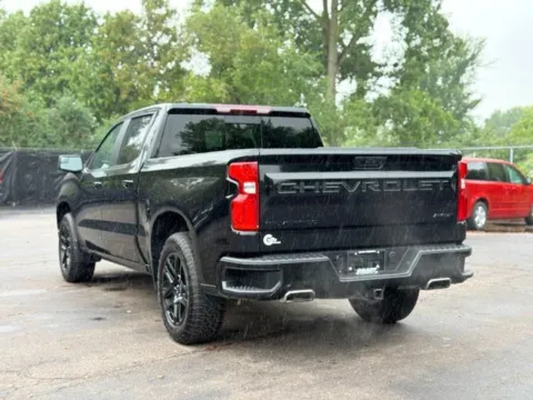 More photos of 2022 Chevrolet Silverado 1500 RST at Hank Graff Chevrolet Davison, MI