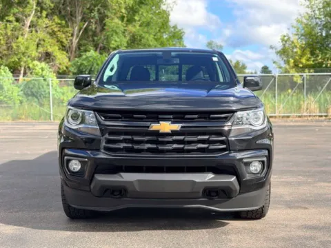 Photos of 2022 Chevrolet Colorado LT for sale in Davison, MI at Hank Graff Chevrolet Davison