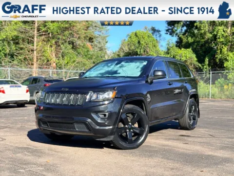 Black 2015 Jeep Grand Cherokee Altitude for sale in Davison, MI