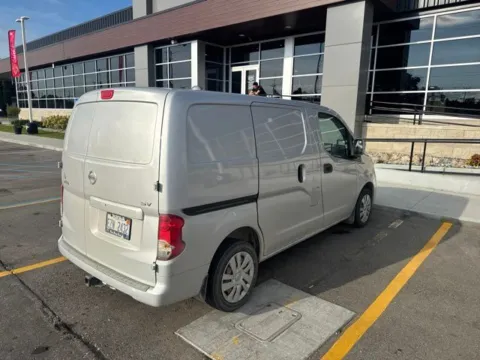 More photos of 2018 Nissan NV200 SV at Hank Graff Chevrolet Davison, MI