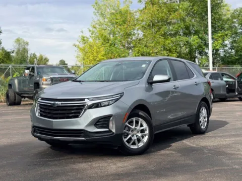 Photos of 2023 Chevrolet Equinox LT for sale in Davison, MI at Hank Graff Chevrolet Davison