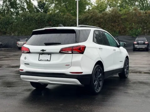 More photos of 2022 Chevrolet Equinox RS at Hank Graff Chevrolet Davison, MI