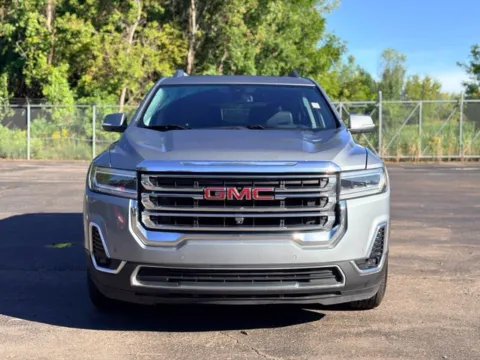 Photos of 2023 GMC Acadia SLT for sale in Davison, MI at Hank Graff Chevrolet Davison