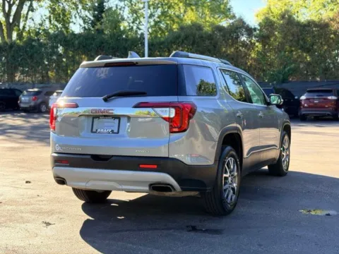 More photos of 2023 GMC Acadia SLT at Hank Graff Chevrolet Davison, MI
