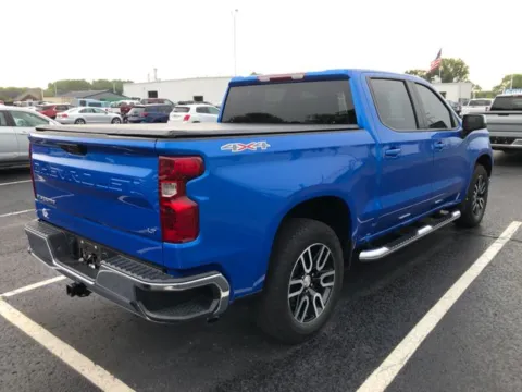 More photos of 2025 Chevrolet Silverado 1500 LT at Hank Graff Chevrolet Davison, MI