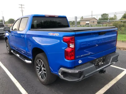More photos of 2025 Chevrolet Silverado 1500 LT at Hank Graff Chevrolet Davison, MI