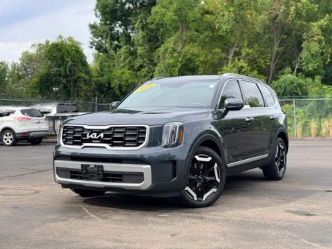 Gray 2023 Kia Telluride S for sale in Davison, MI