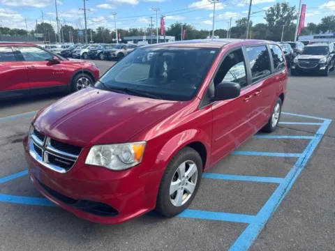 Red 2013 Dodge Grand Caravan SE for sale in Davison, MI
