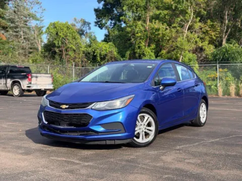 Blue 2017 Chevrolet Cruze LT for sale in Davison, MI