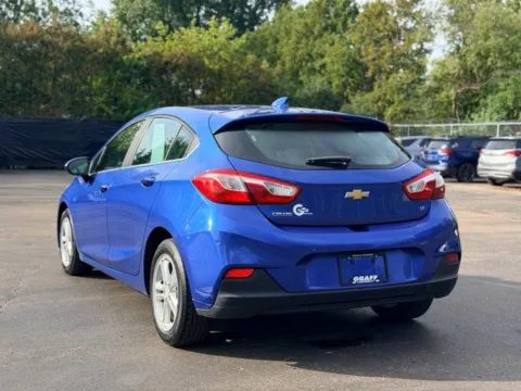 More photos of 2017 Chevrolet Cruze LT at Hank Graff Chevrolet Davison, MI