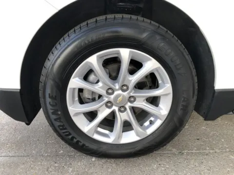 More photos of 2020 Chevrolet Equinox LT at Hank Graff Chevrolet Davison, MI