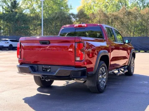 More photos of 2024 Chevrolet Colorado Z71 at Hank Graff Chevrolet Davison, MI
