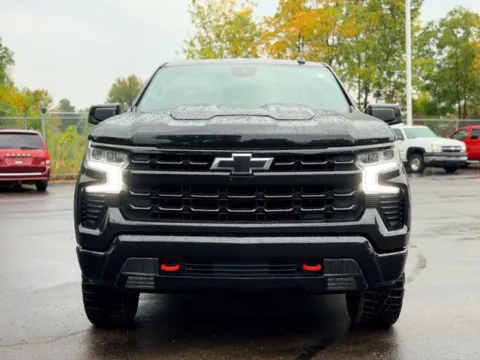 Another view of 2024 Chevrolet Silverado 1500 LT Trail Boss for sale in Davison, MI at Hank Graff Chevrolet Davison