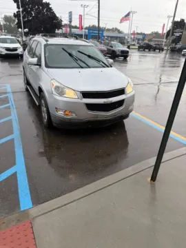 Photos of 2012 Chevrolet Traverse LT for sale in Davison, MI at Hank Graff Chevrolet Davison