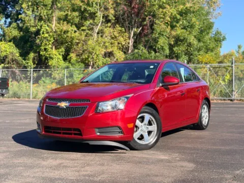 Photos of 2014 Chevrolet Cruze 1LT for sale in Davison, MI at Hank Graff Chevrolet Davison