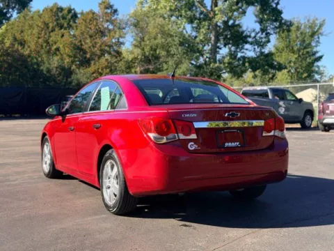 More photos of 2014 Chevrolet Cruze 1LT at Hank Graff Chevrolet Davison, MI