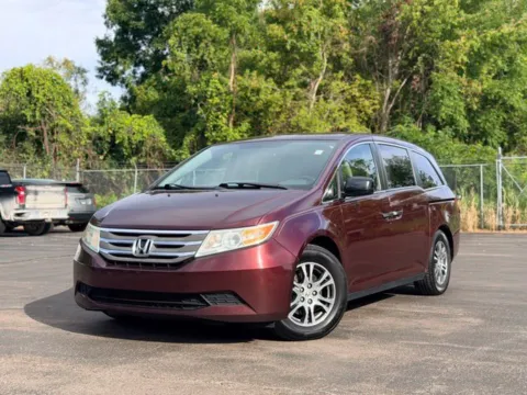 Photos of 2013 Honda Odyssey EX for sale in Davison, MI at Hank Graff Chevrolet Davison