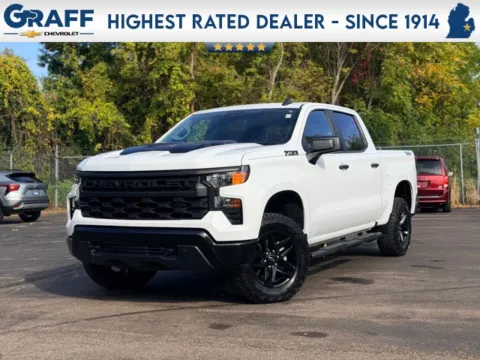 White 2025 Chevrolet Silverado 1500 Custom Trail Boss for sale in Davison, MI