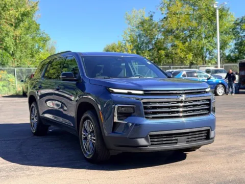 More photos of 2026 Chevrolet Traverse LT at Hank Graff Chevrolet Davison, MI