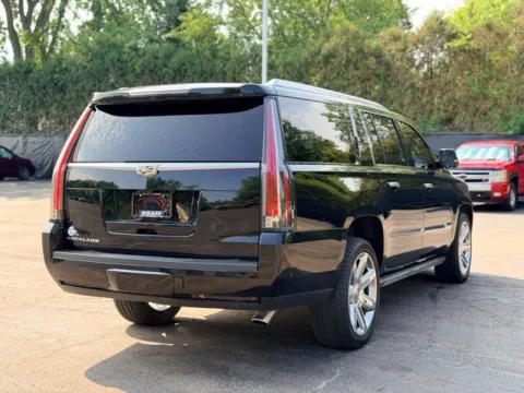 More photos of 2018 Cadillac Escalade ESV Premium at Hank Graff Chevrolet Davison, MI