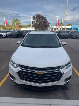 Photos of 2019 Chevrolet Traverse 3LT for sale in Davison, MI at Hank Graff Chevrolet Davison