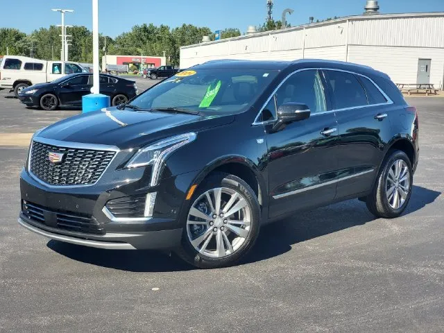 Black 2024 Cadillac XT5 Premium Luxury for sale in Davison, MI