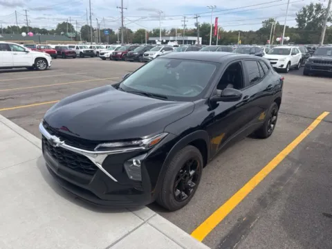 Black 2024 Chevrolet Trax LS for sale in Davison, MI