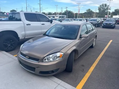 Brown 2006 Chevrolet Impala LT for sale in Davison, MI