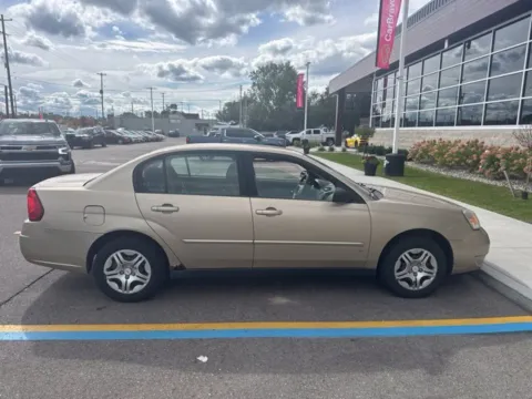 More photos of 2007 Chevrolet Malibu LS at Hank Graff Chevrolet Davison, MI