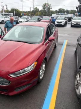 Red 2013 Ford Fusion SE for sale in Davison, MI